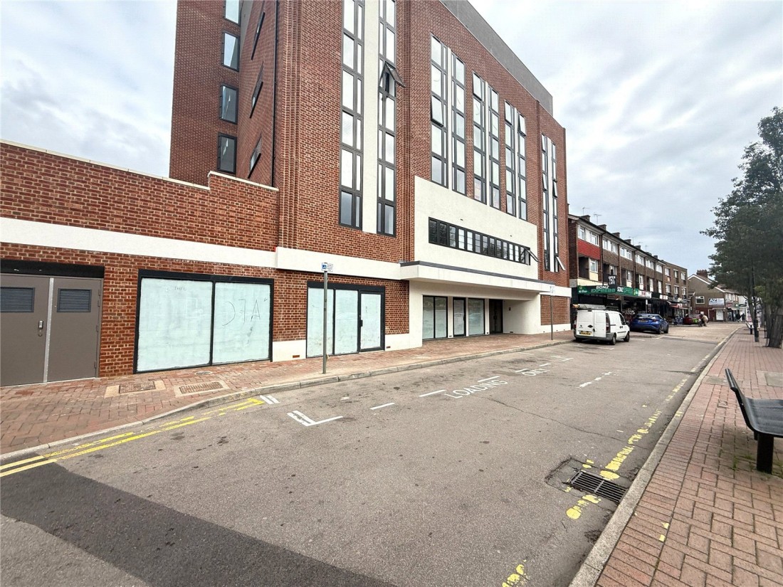 View Full Details for Waltham Cross, Hertfordshire
